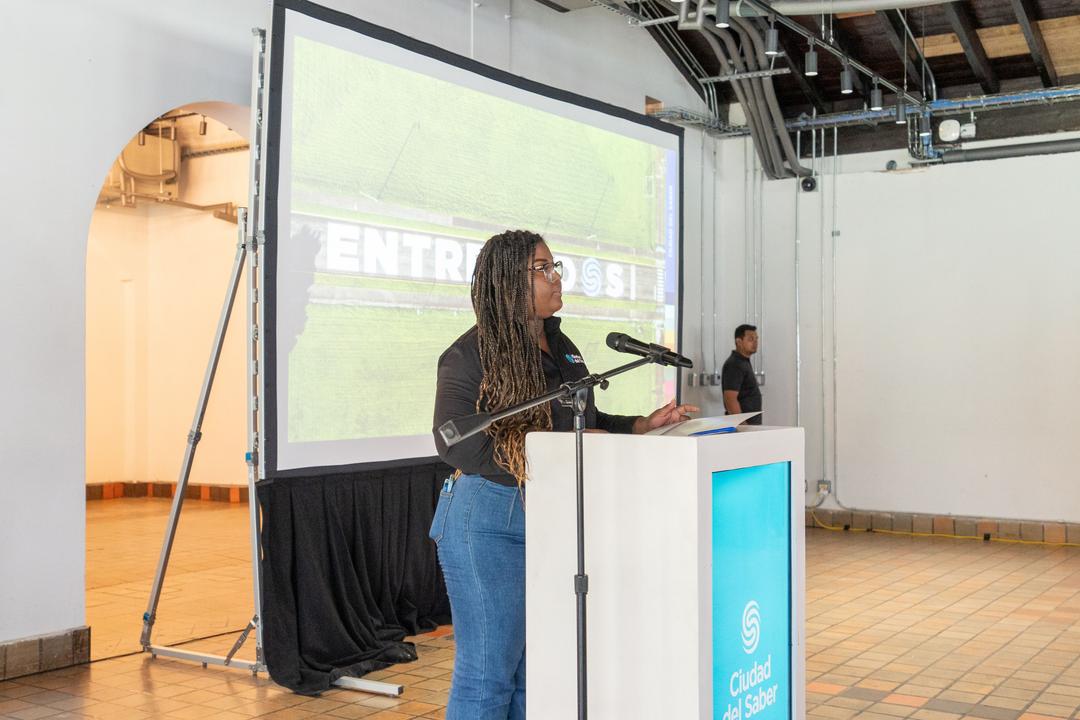 soy un alt por defecto por favor validar en imagen