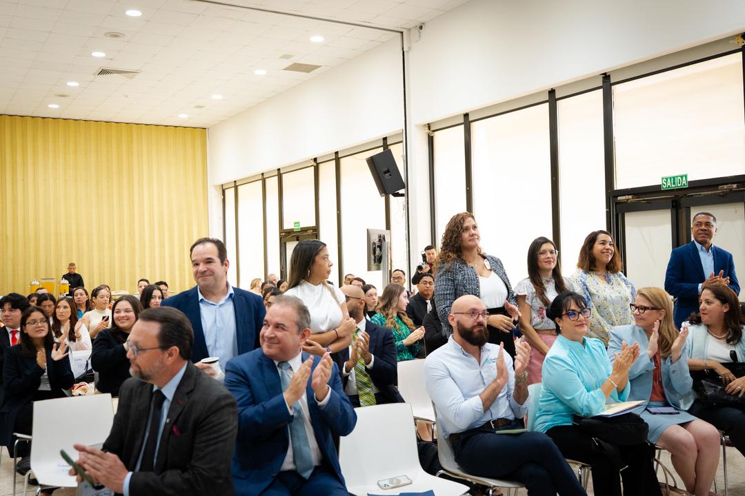 soy un alt por defecto por favor validar en imagen