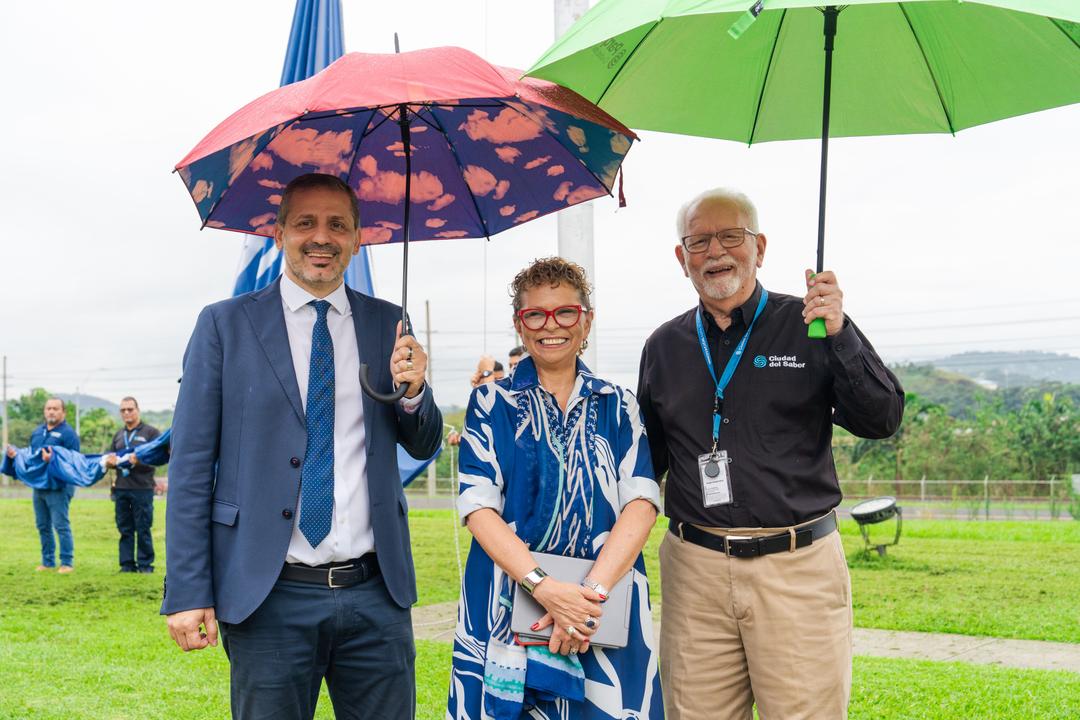 soy un alt por defecto por favor validar en imagen