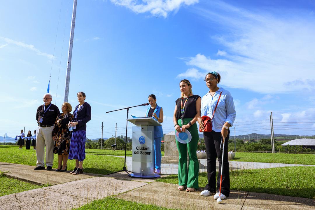 soy un alt por defecto por favor validar en imagen