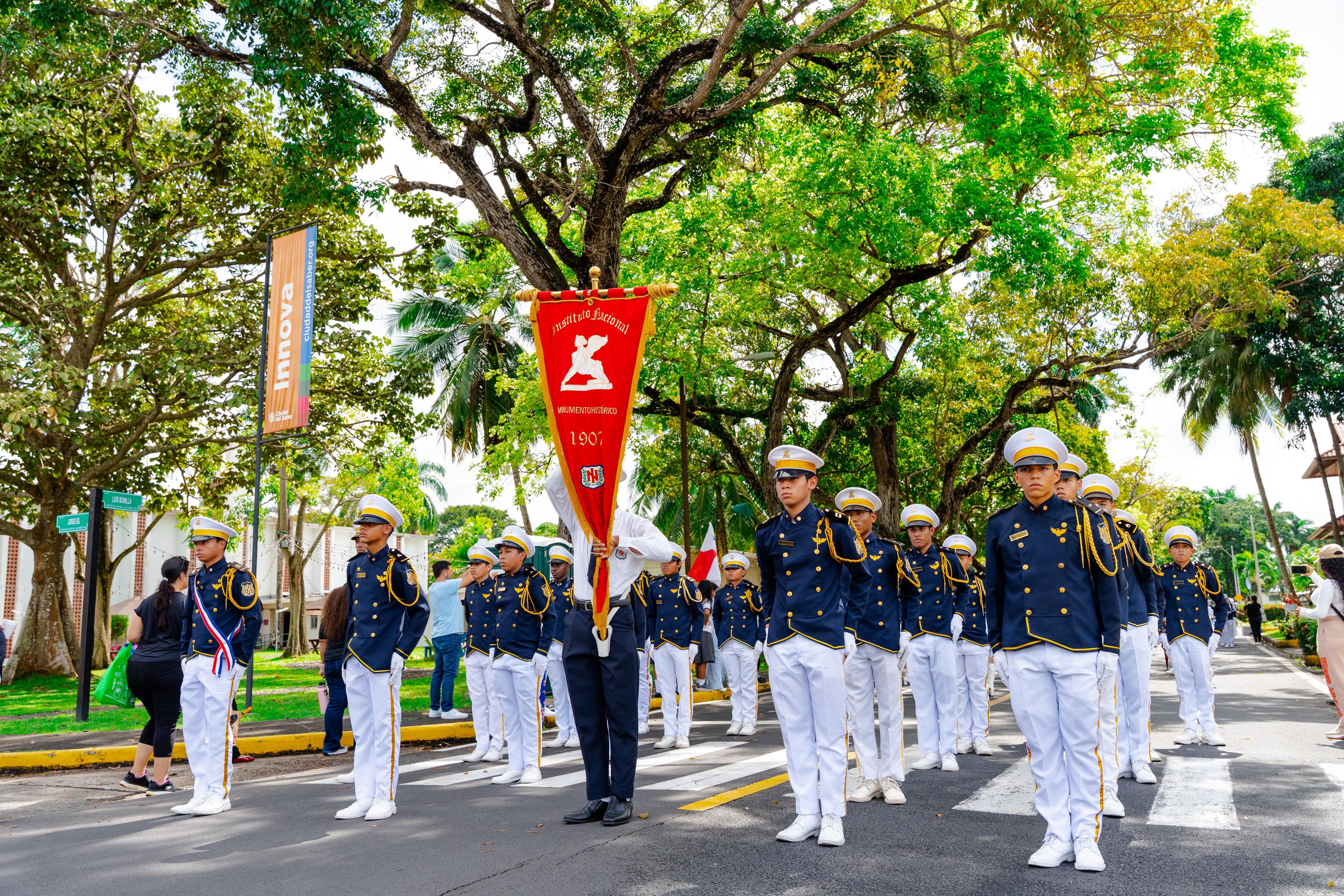 soy un alt por defecto por favor validar en imagen