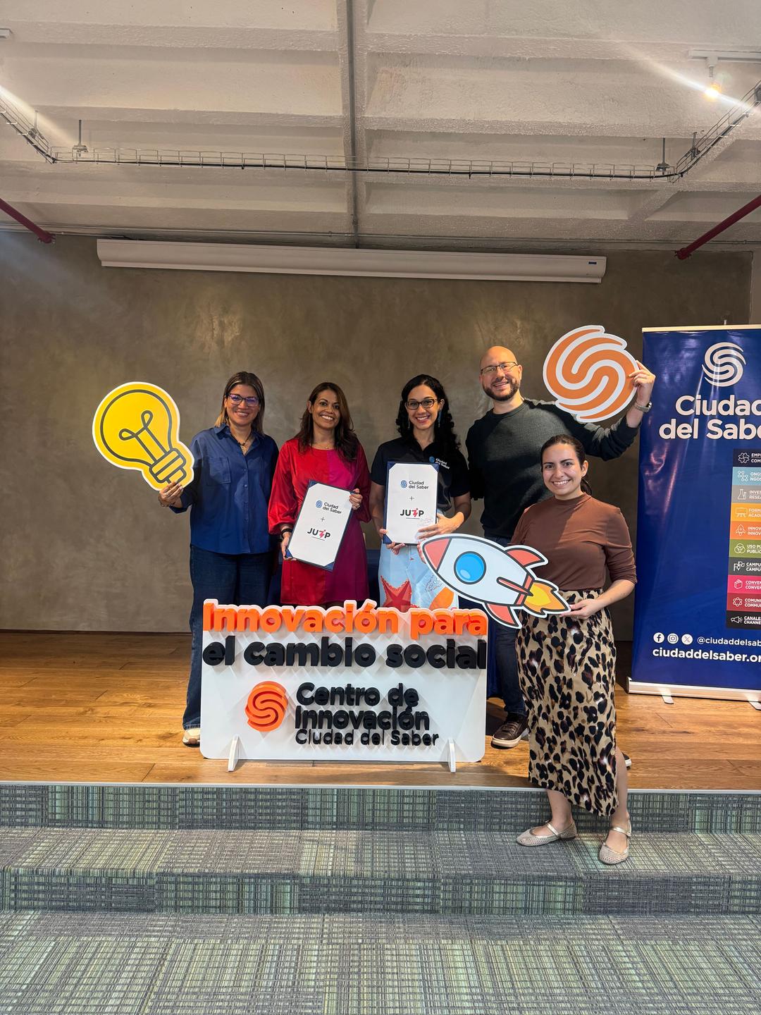 soy un alt por defecto por favor validar en imagen