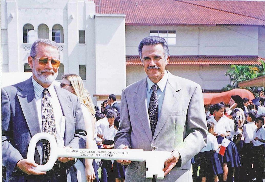 soy un alt por defecto por favor validar en imagen